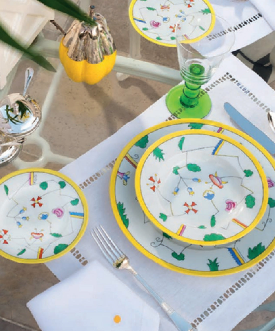 Jeunesse Charger Plate