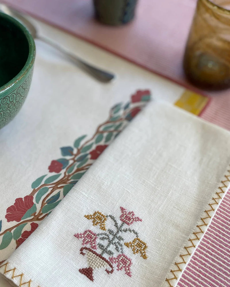 Tulip Rosewood Napkin, Set of 4